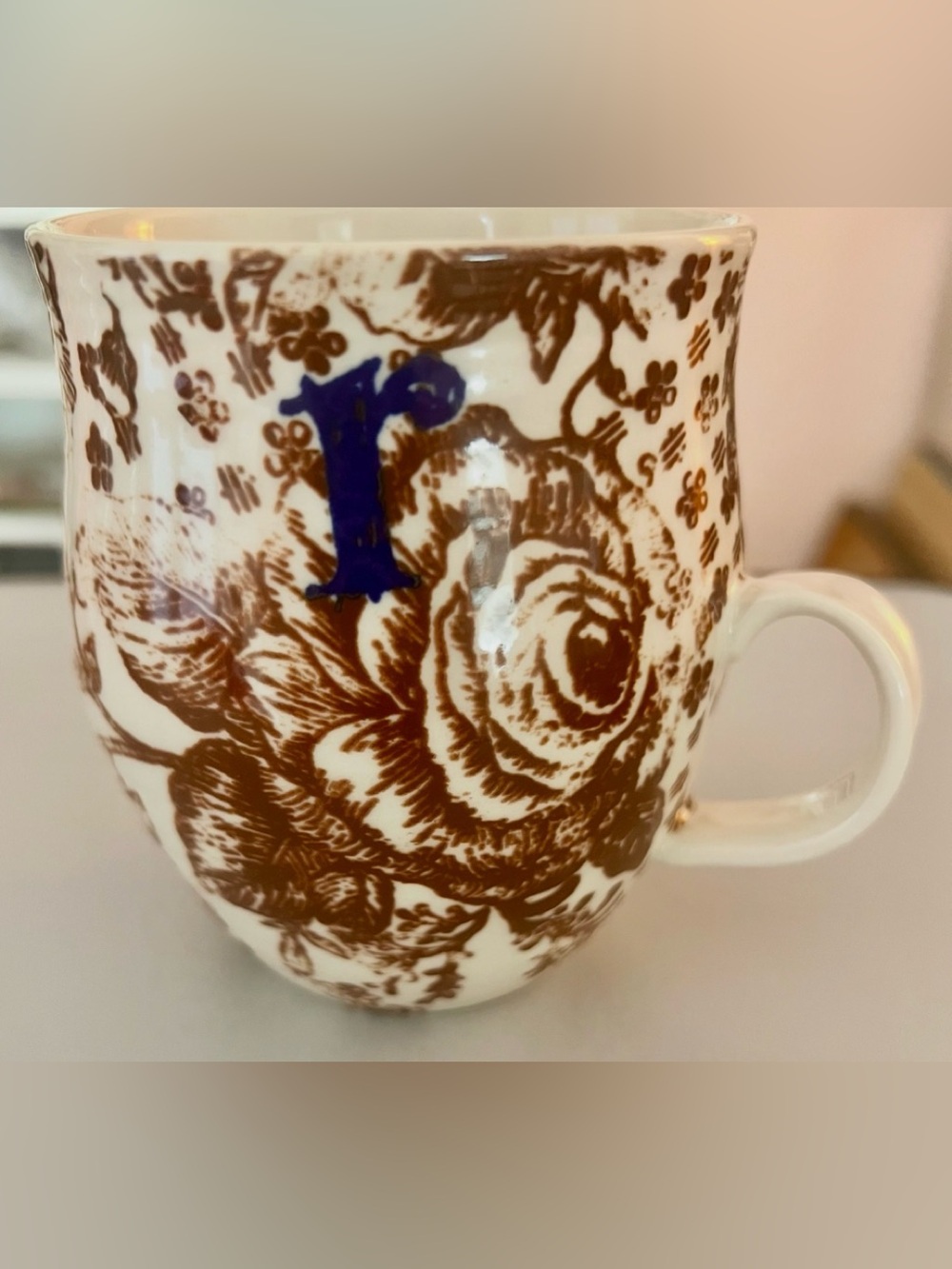 Anthropologie French Country Initial Mug R
Excellent!